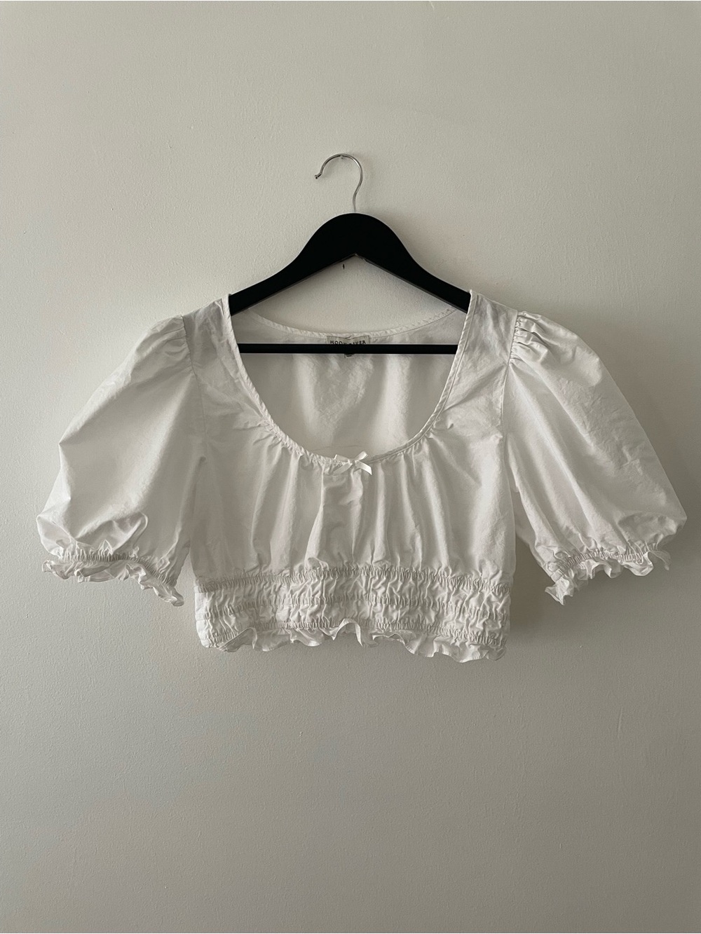 Moon River Scoop Neck Puff Sleeve Crop Top Size M